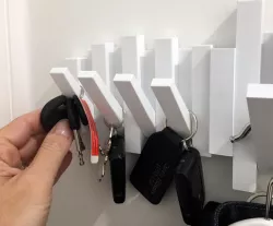 Key peg hook hanger