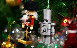 Nut Cracker