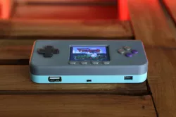 PiGRRL Zero Raspberry Pi Gameboy