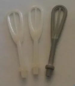 Toy mixer beater