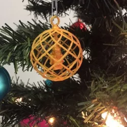 UM3 Christmas Ornament