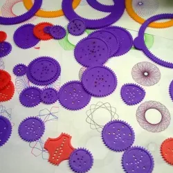 41 Piece Spirograph