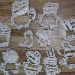 PACK 10 CUTTER COOKIE PEPPA PIG - FAMILY AND FRIENDS