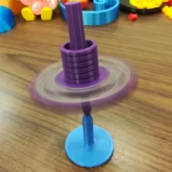 String-Powered Spinner Gyroscope Using 608 Bearings
