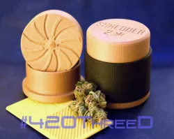 Toothless Herb Grinder - Shredder 2.0 by 420ThreeD