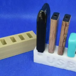 USB key holder