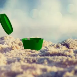 Beach Ashtray + Cap