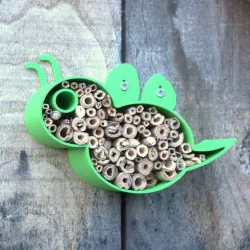 Bee shape hotel