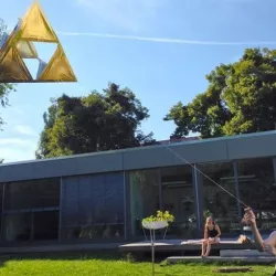 Full 3D Printed Triforce Kite.