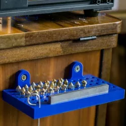 Nozzle holder