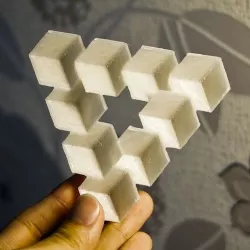 Penrose Triangle Illusion