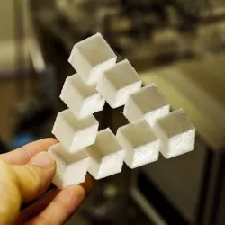 Penrose Triangle Illusion