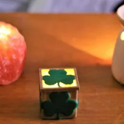 Shamrock electric candle box