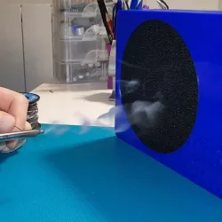 Solder Fume Extractor / Extracteur de fumée pour souder