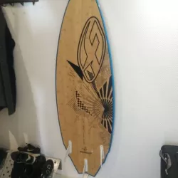 Surfboard wall mount - Sliding nose mount for fast access