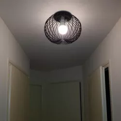 Apple-shaped lamp shade