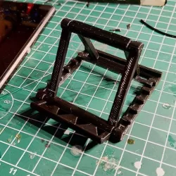 Foldable phone stand