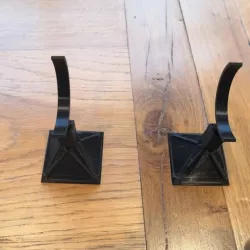 Lightsaber stand