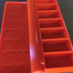 Pill Box print in place (1 STL)