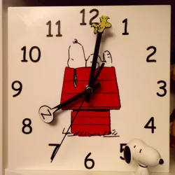 Snoopy Clock