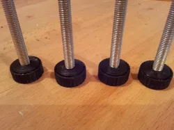 M6 adjustable feet