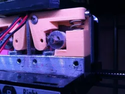 Reinforced minimal MK8 w/ soft-PLA printing spur