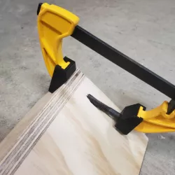3D printed pocket hole clamp jaws for a Dewalt quick clamp