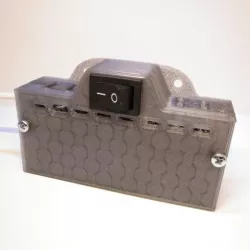 Battery case 18650 with room for charger and step-up converter