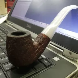 Capri Pipe Stem