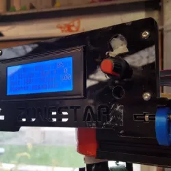 D810 LCD mounts