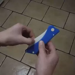 Folding knife with blade lock