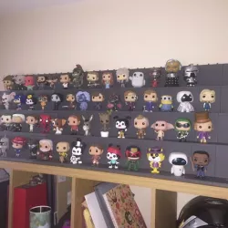 Funko Pop Vinyl display stands "End Caps".