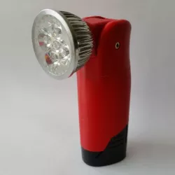 Milwaukee M12 flashlight with adjustable head