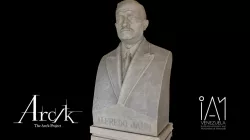 Busto De Alfredo Jahn