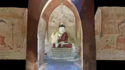 Inside Sula-mani-hu-hpaya (Sulamani) Temple
