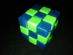 Snake Cube