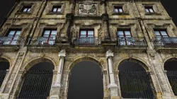 Fachada del Palacio de Revillagigedo