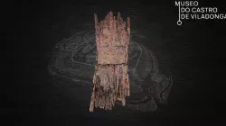 Placa de ferro en forma de peite ou “ripo”