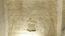 Seti I before Osiris, Isis and Horus