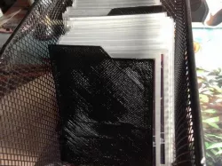 Weiss Schwarz sized deck separator