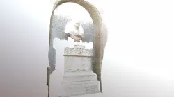 head statue m