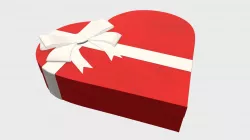Closed heart gift box