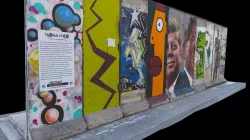 Berlin Wall - The Wall Along Wilshire