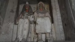 Statue of Neferhotep and his wife. TT49
