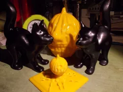 Black Cat (Halloween arched back pose)