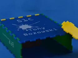 Small desk scrap box