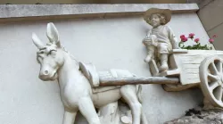 Donkey cart in wall of Saint-Cloud, France