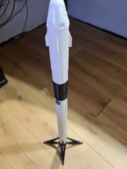 Crew dragon capsule for JRad Falcon 9