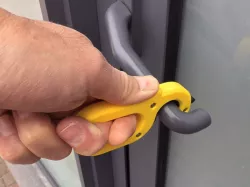 No touch door handle opener