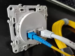 Optical Adapter for Schneider Odace or Unica / with Infraplus